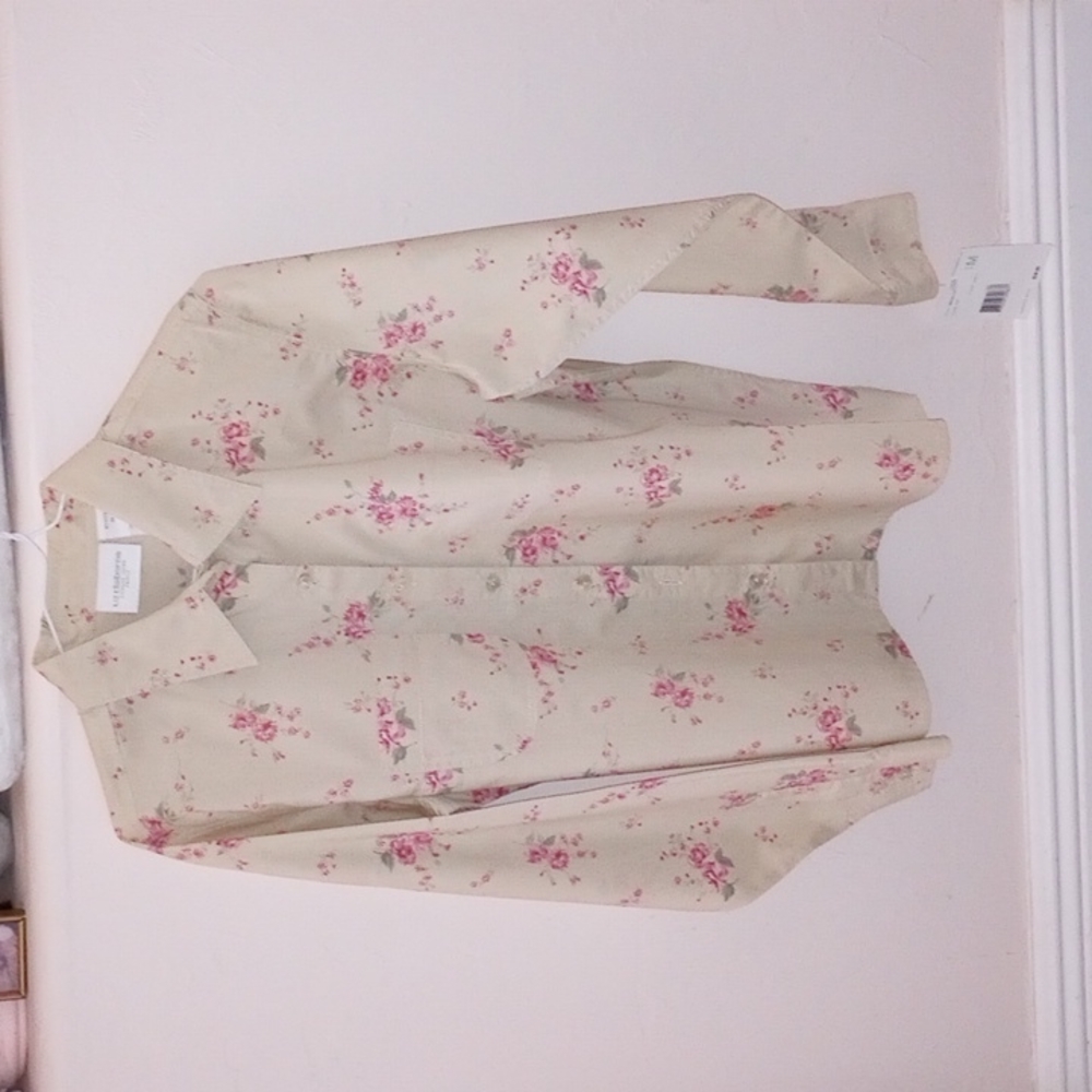 NWT Liz Claiborne Blouse Petite